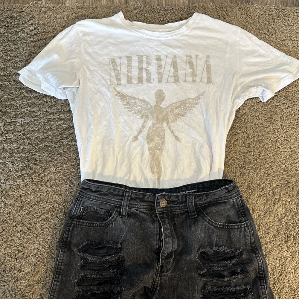 A&F graphic Tee